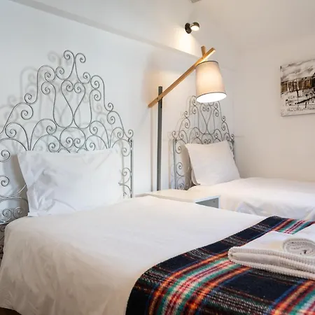 Ribeira Loft Apartment *